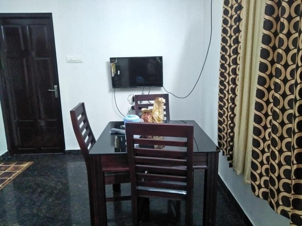 Coral Homes Kochi Quarto foto